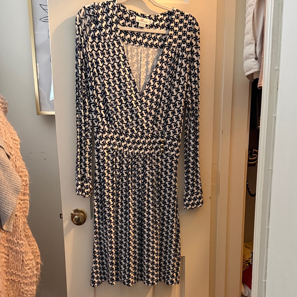 Vineyard Vines Navy and White Long Sleeve Dress